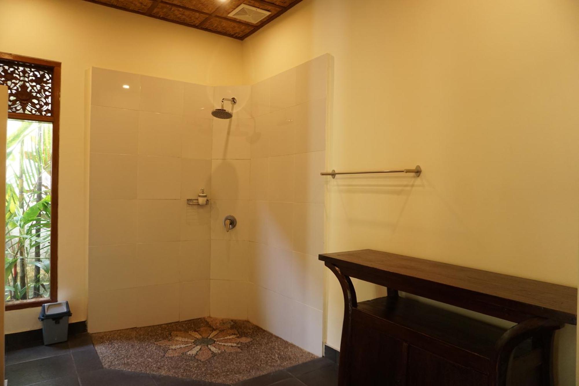 Villa Heliconia Ubud Esterno foto